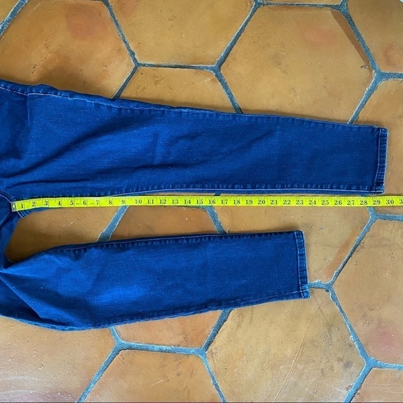 Cabi Curvy Skinny Jeans 3041 Dark Wash Denim - Picture 9 of 9